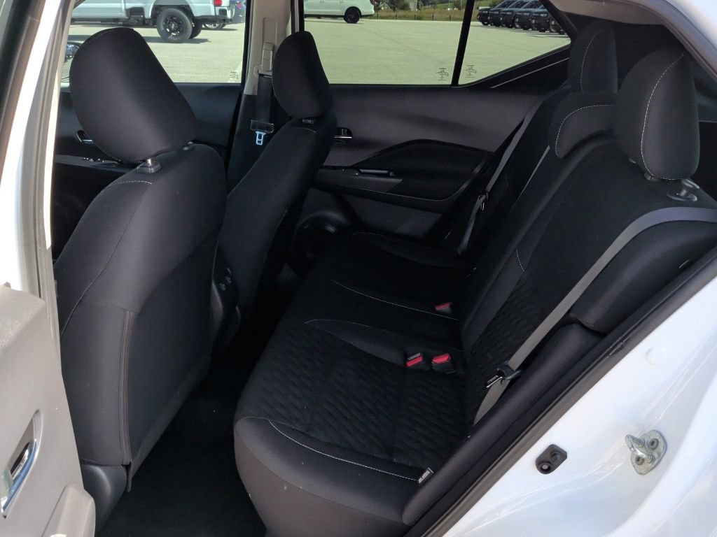 Used 2023 Nissan Kicks SV FWD image 31