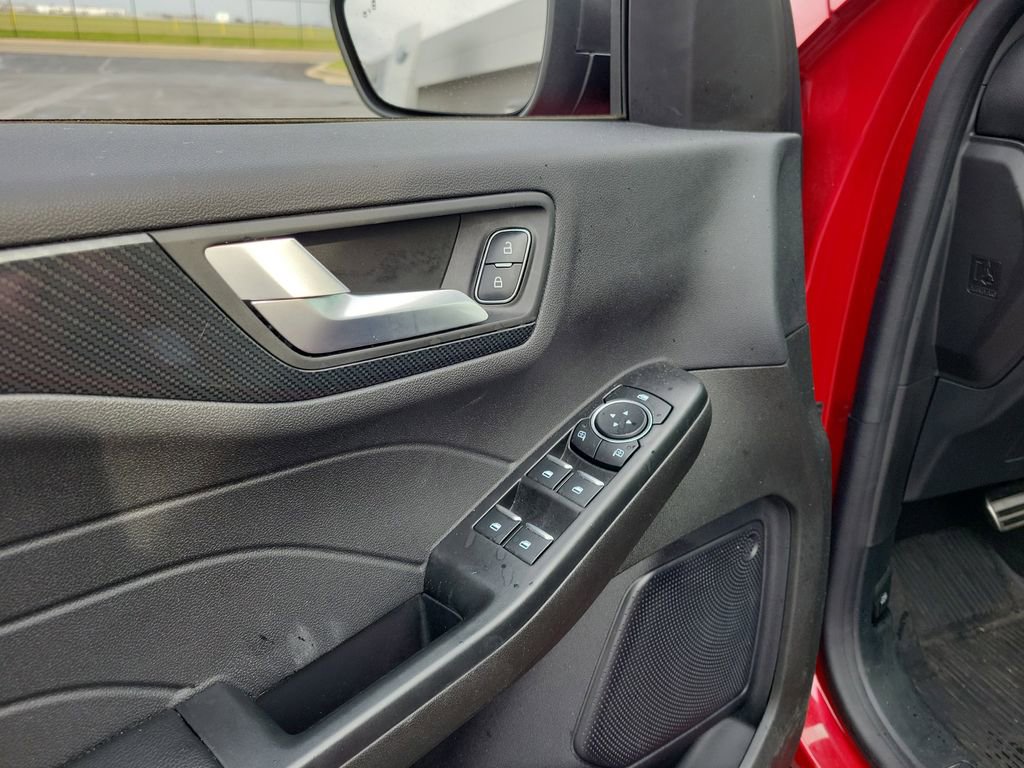 Certified 2023 Ford Escape ST-Line image 19