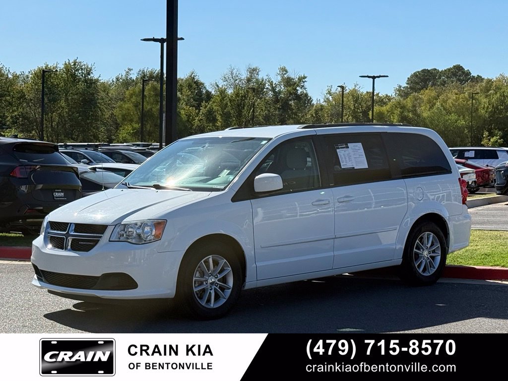 Used 2014 Dodge Grand Caravan SXT w/ UConnect Hands-Free Group FWD image 3