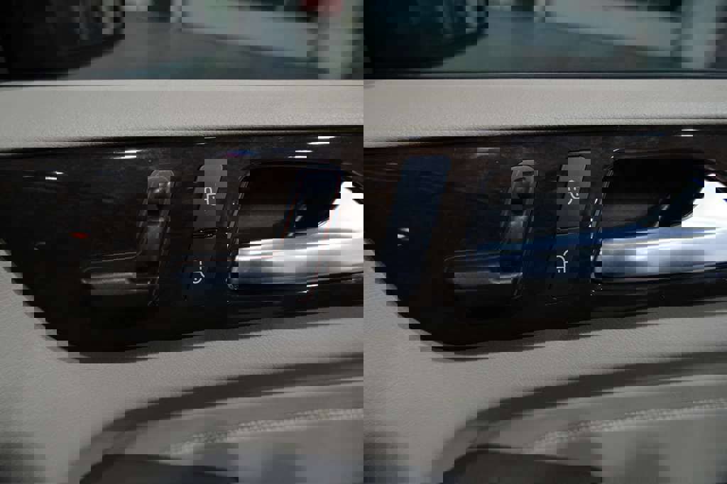 Used 2013 Mercedes-Benz ML 350 4MATIC image 35