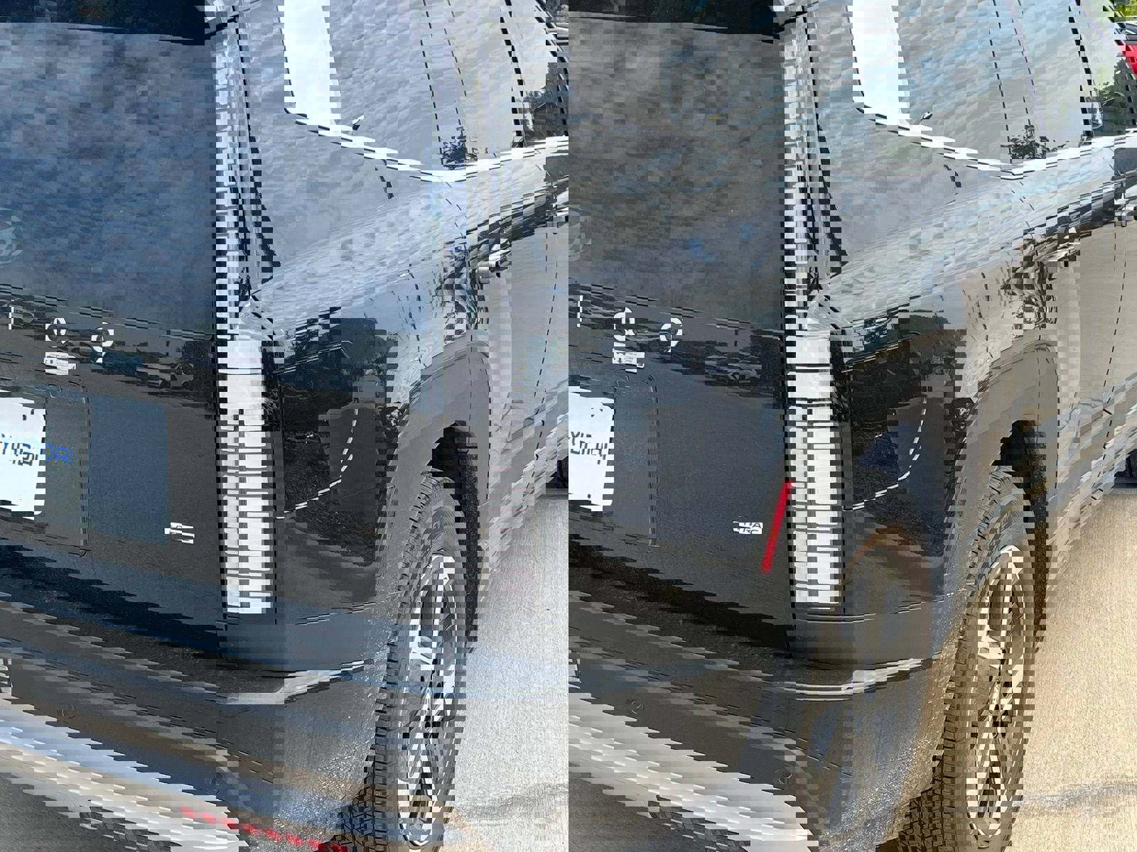 New 2026 Hyundai Ioniq 9 SE image 12