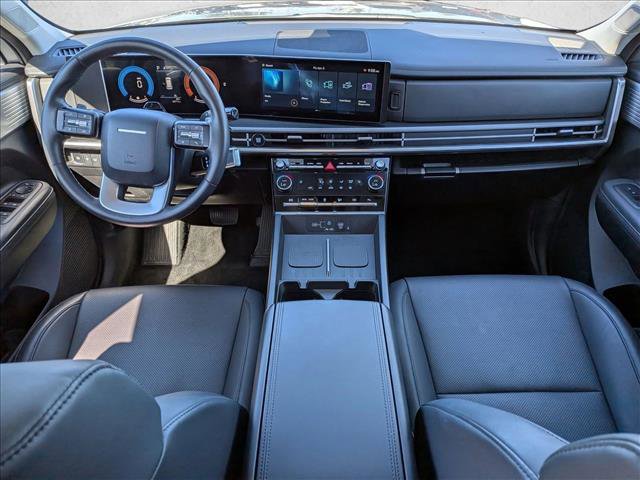 Used 2025 Hyundai Santa Fe SEL image 16