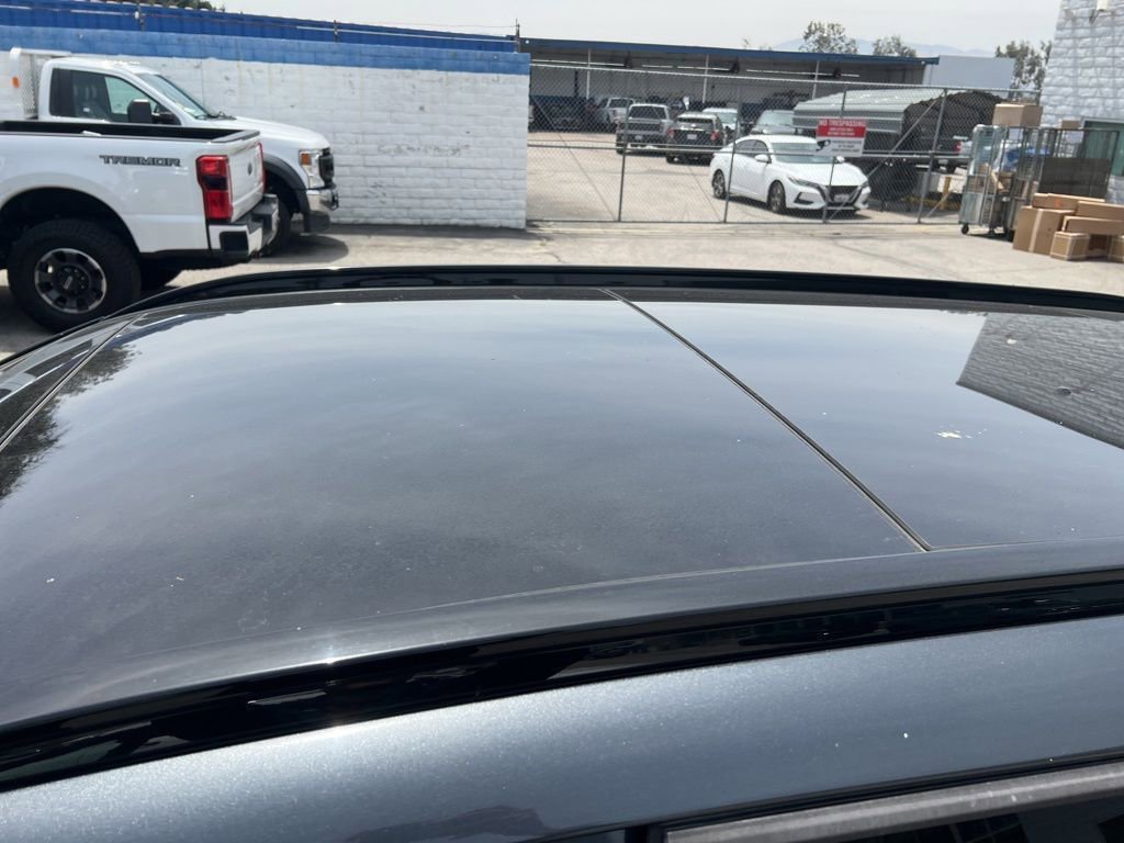 Used 2021 Kia Sorento EX w/ Panoramic Sunroof Package FWD image 35