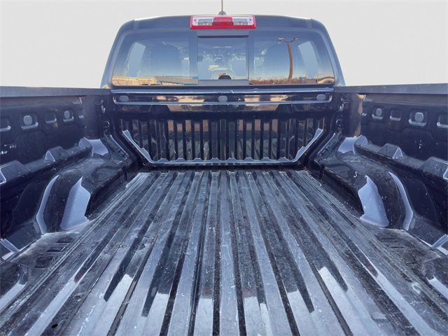 Used 2023 Chevrolet Colorado Z71 w/ Z71 Convenience Package 2 image 19