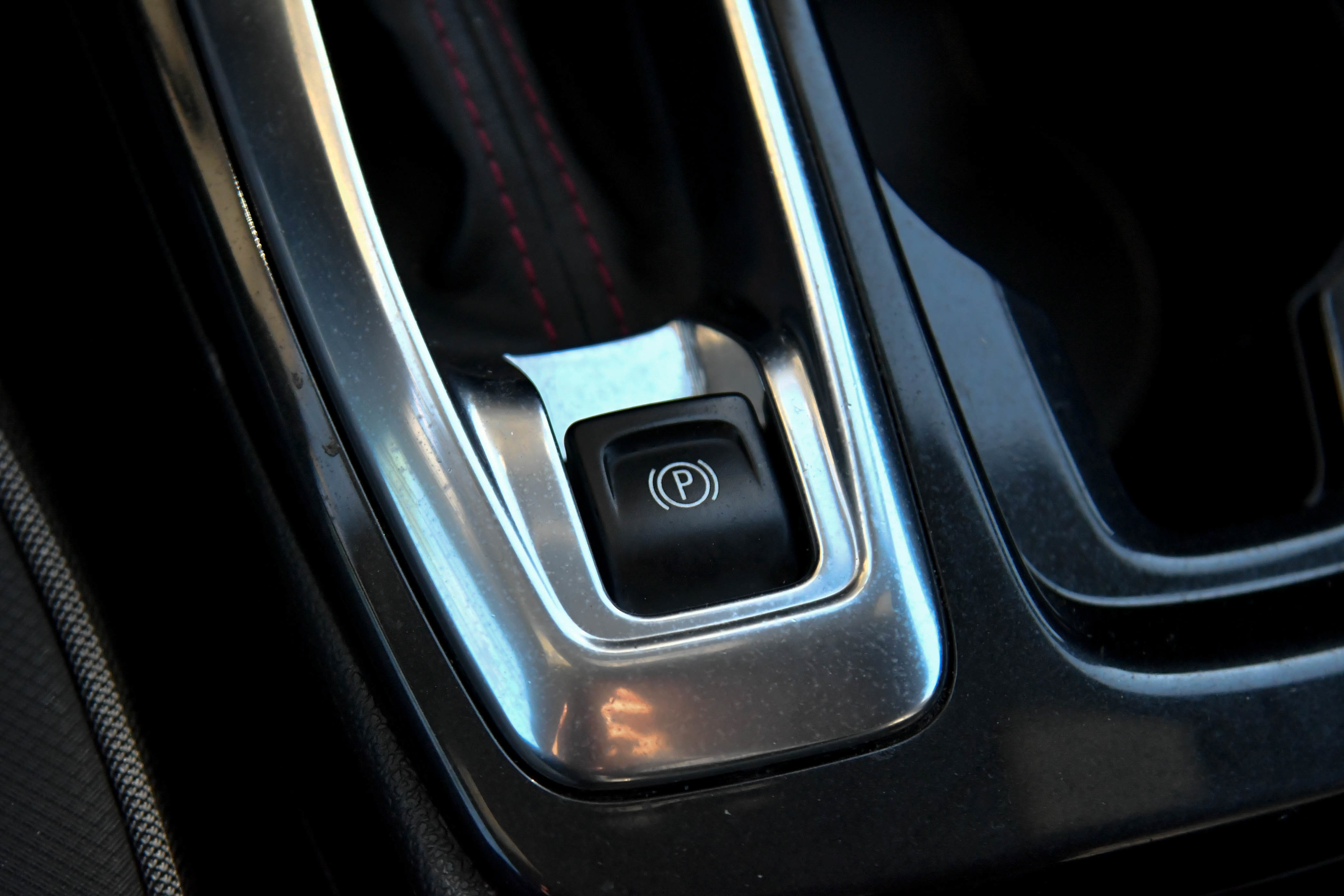 Used 2023 Chevrolet TrailBlazer RS w/ Convenience Package image 25