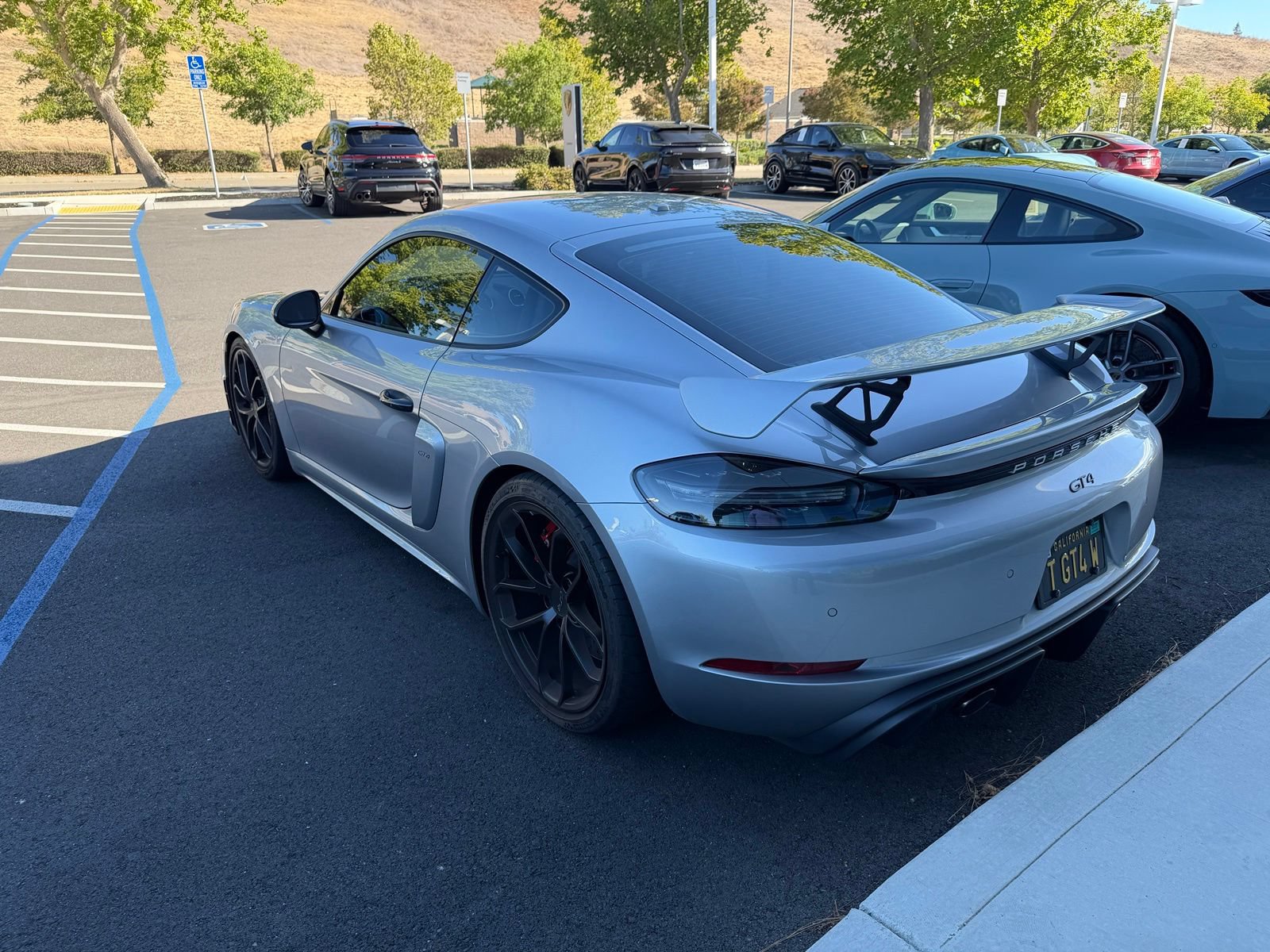 Certified 2021 Porsche 718 Cayman GT4 RWD image 3