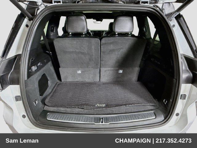 Used 2025 Jeep Grand Cherokee L Summit w/ Obsidian Package AWD/4WD image 27