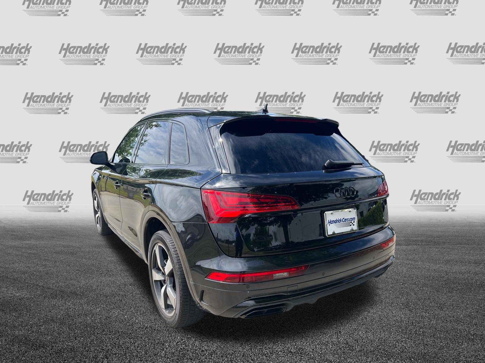 Used 2023 Audi Q5 2.0T Premium Plus w/ Premium Plus Package AWD/4WD image 8