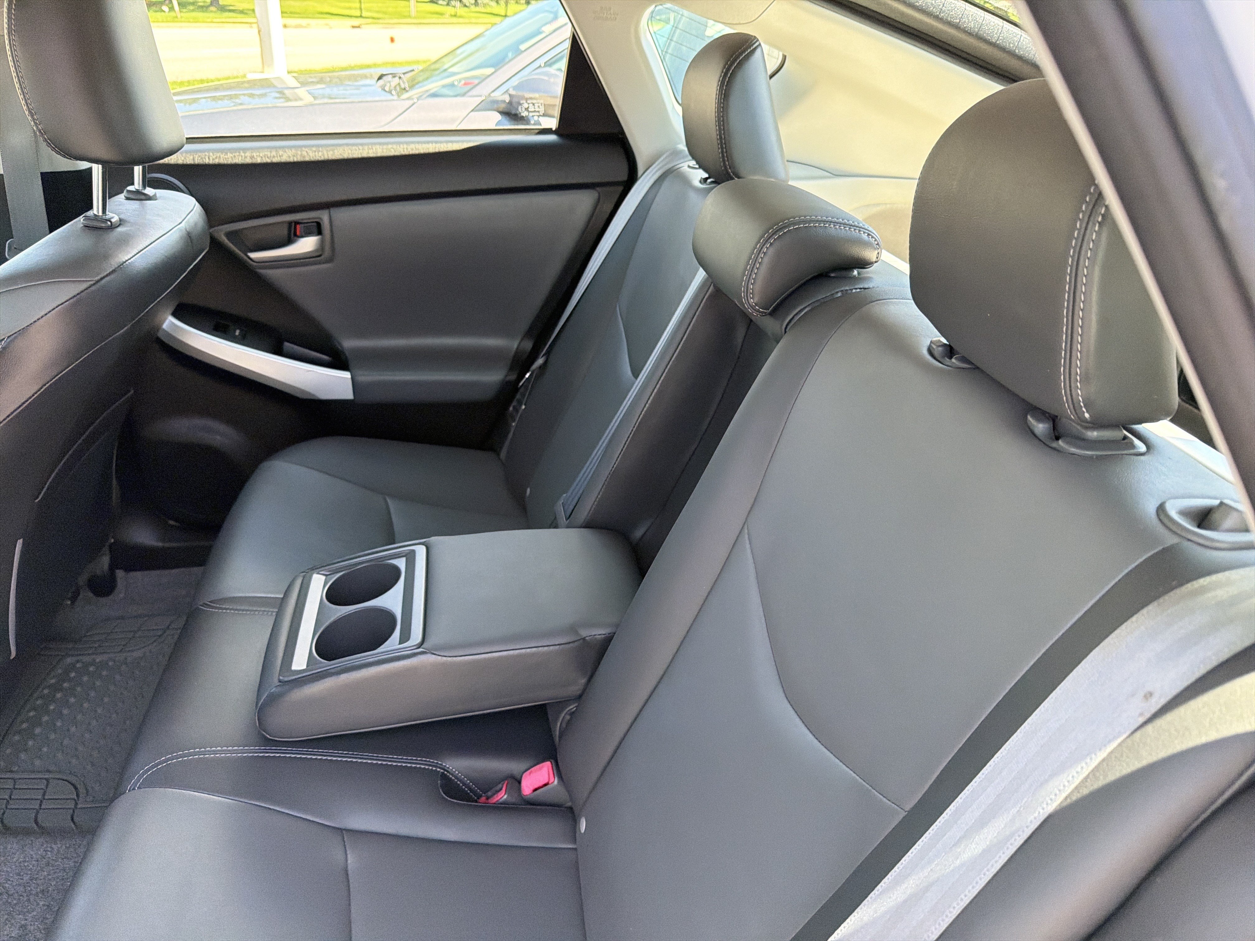 Used 2013 Toyota Prius Four w/ Deluxe Solar Roof Pkg FWD image 46