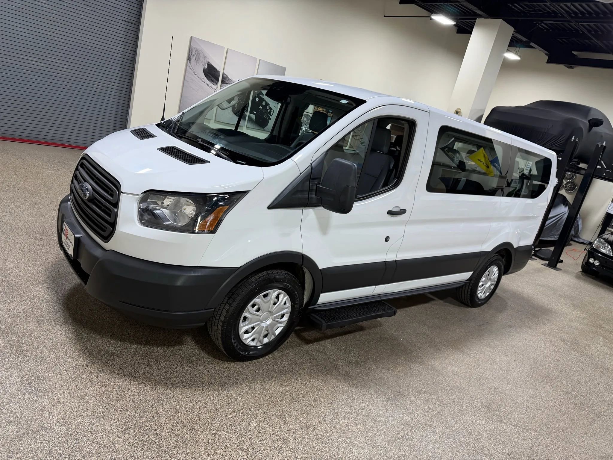 Used 2017 Ford Transit 150 XL image 9