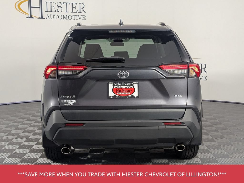 Used 2024 Toyota RAV4 XLE w/ Convenience Package FWD image 6