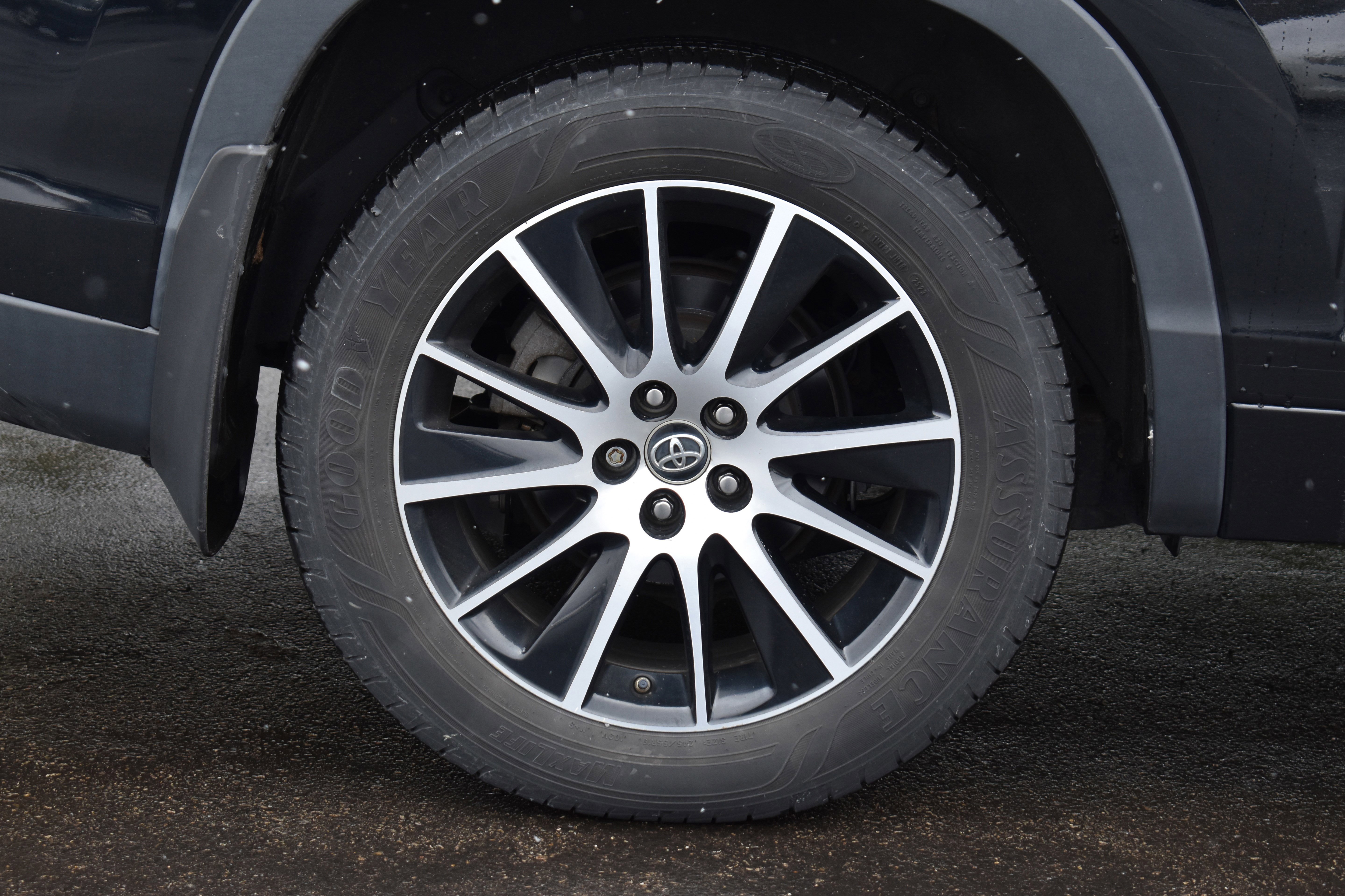 Used 2017 Toyota Highlander SE image 36