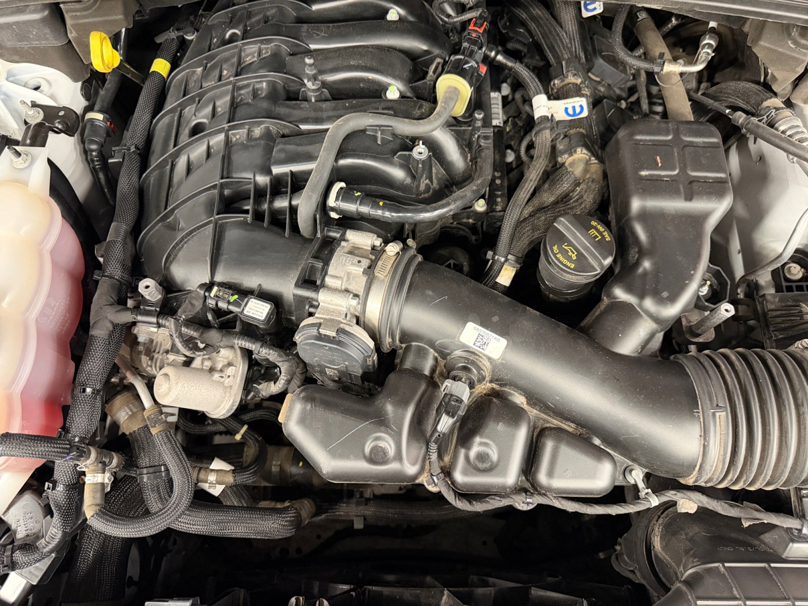 Used 2023 Jeep Grand Cherokee L Laredo image 29