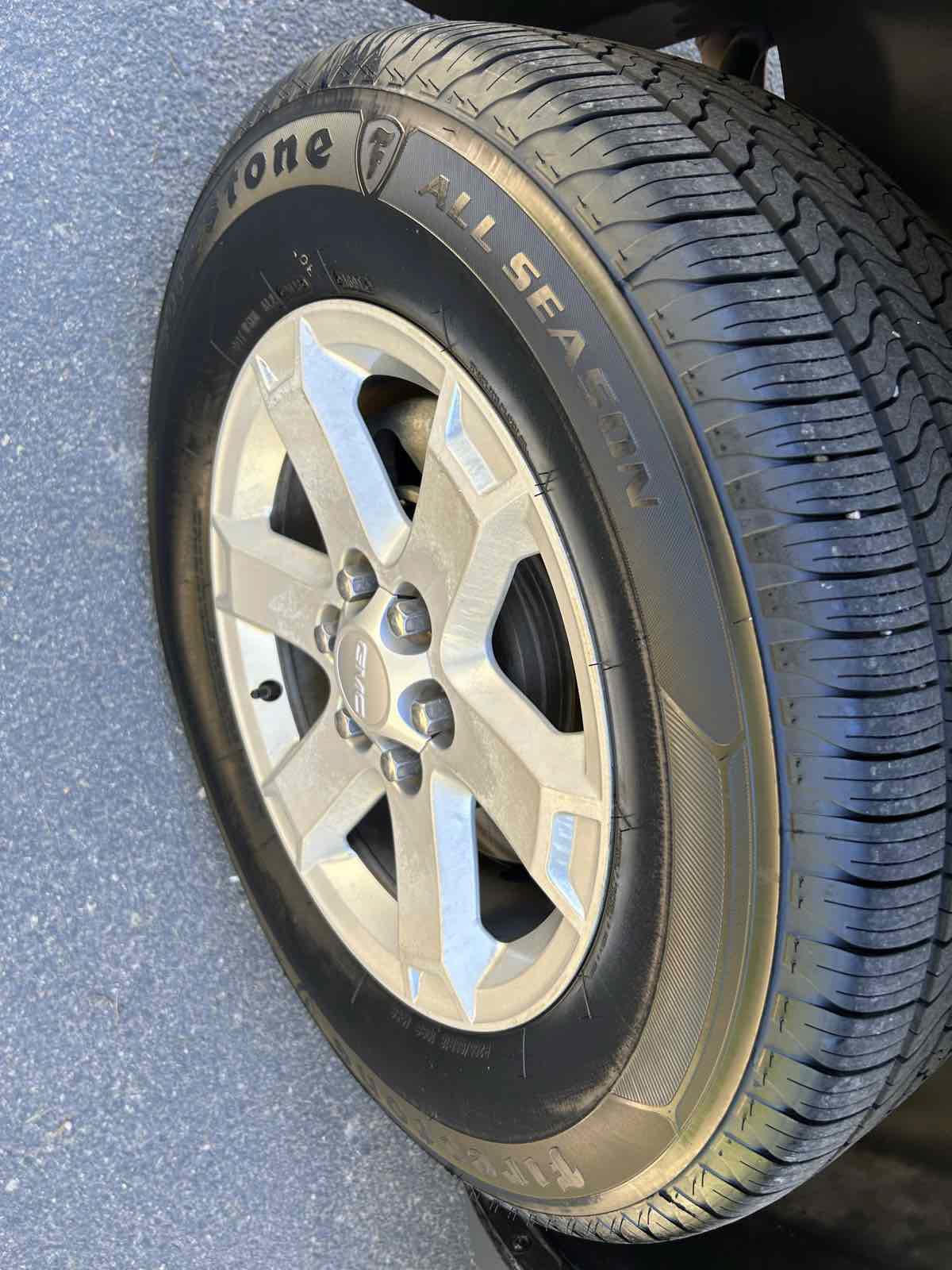 Used 2014 GMC Acadia SLE FWD image 38