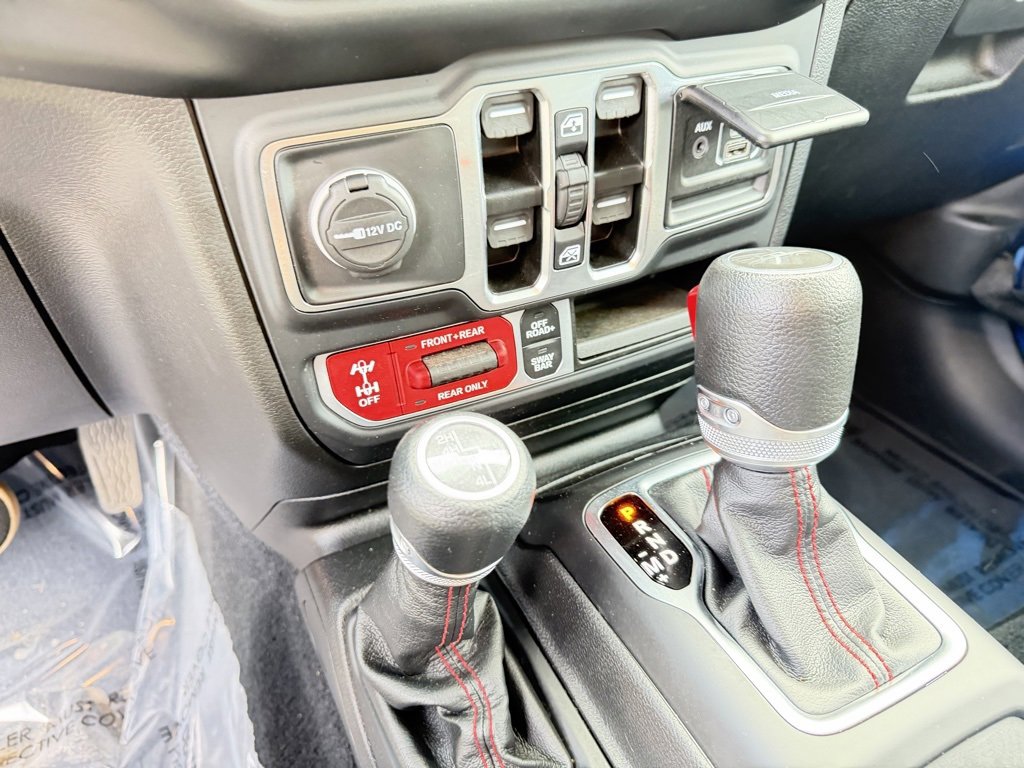 Used 2023 Jeep Gladiator Rubicon w/ Trailer Tow Package image 27