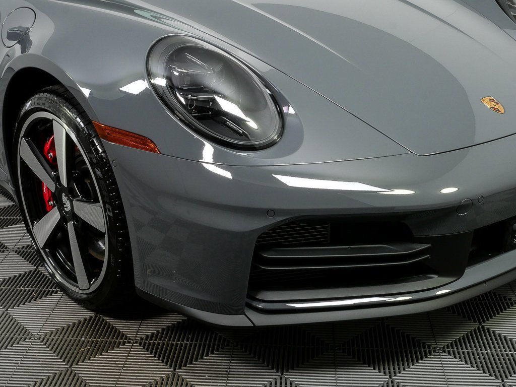 New 2026 Porsche 911 Carrera 4S image 40