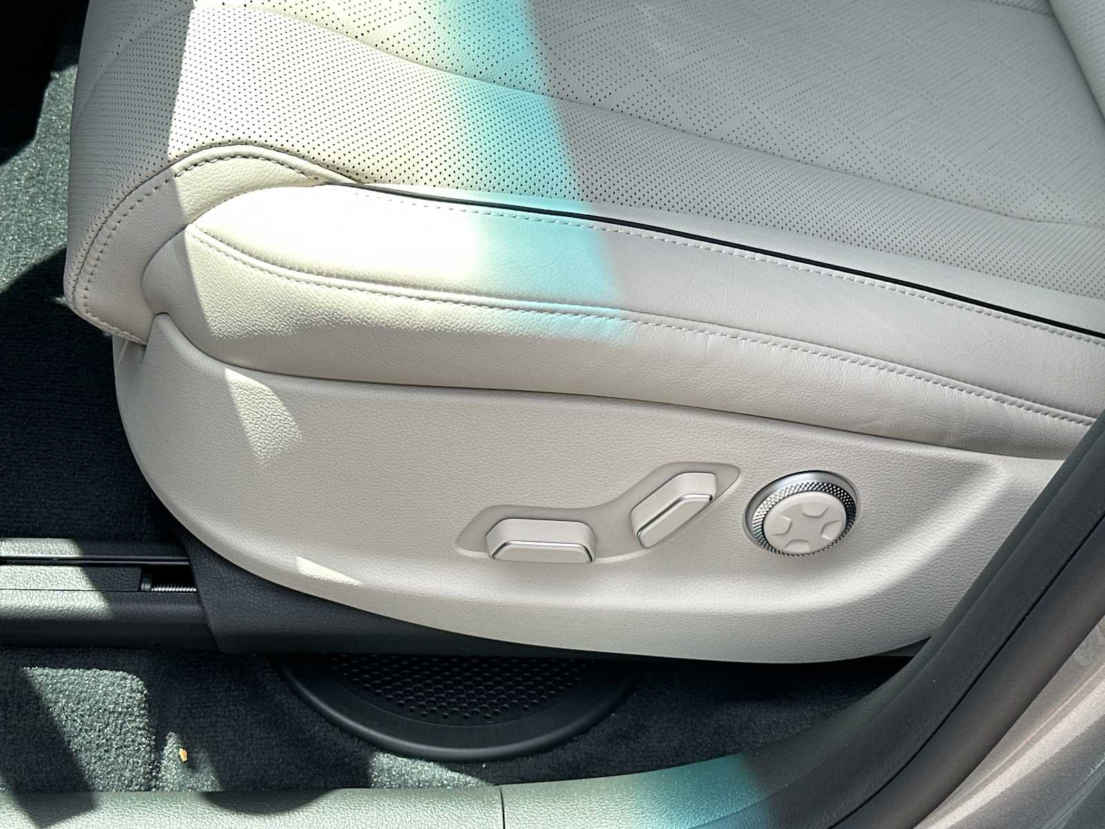 New 2026 Genesis GV80 2.5T Advanced image 9