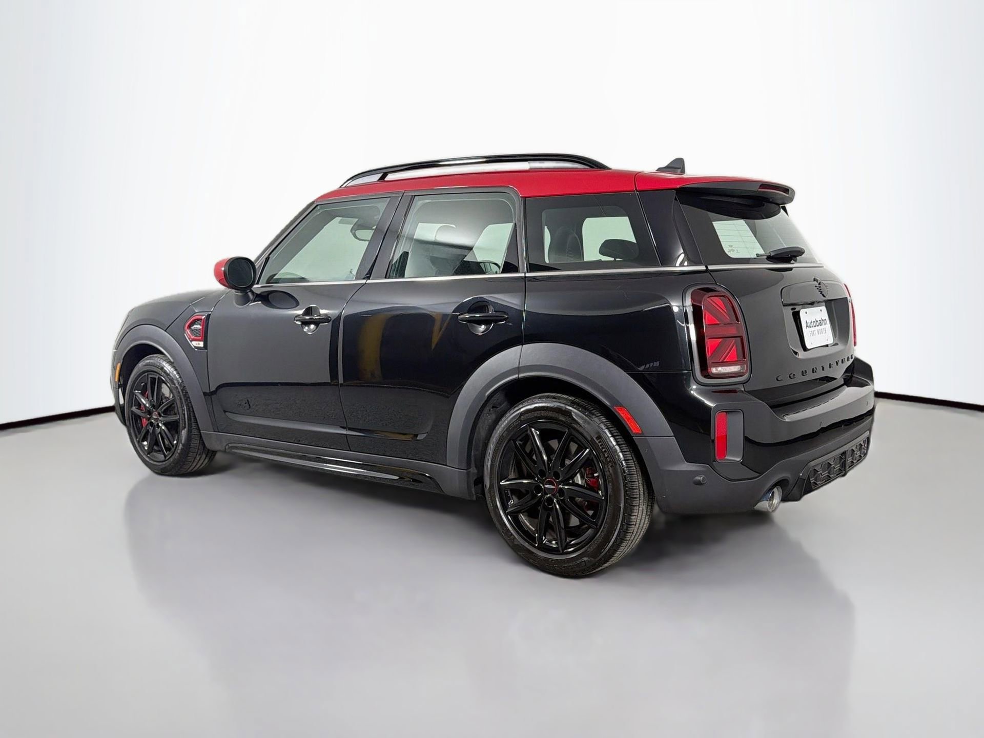 Certified 2024 MINI Cooper Countryman John Cooper Works image 9