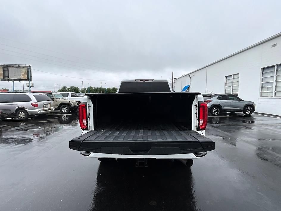Used 2021 GMC Sierra 2500 AT4 w/ Gooseneck/5TH Wheel Package AWD/4WD image 15