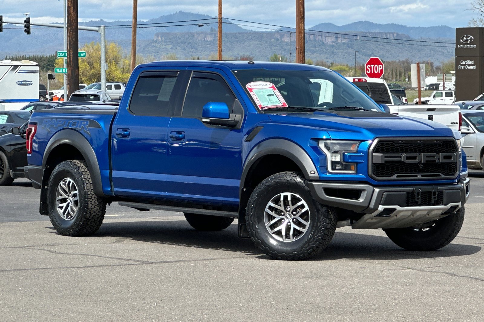 Used 2018 Ford F150 Raptor w/ Equipment Group 802A Luxury image 2