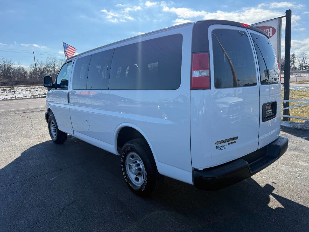 Used 2016 Chevrolet Express 2500 LS image 7