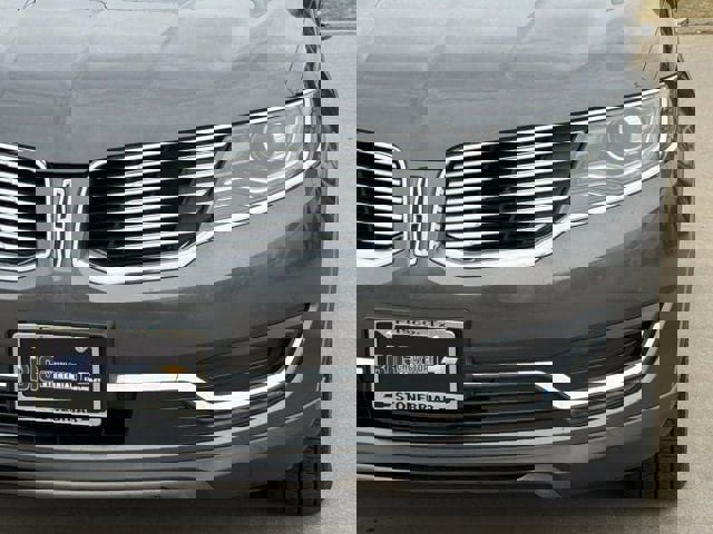 Used 2018 Lincoln MKX Reserve w/ Lincoln MKX Climate Package image 10
