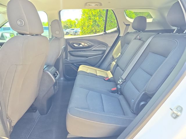 Certified 2023 GMC Terrain SLE w/ Driver Convenience Package FWD image 9