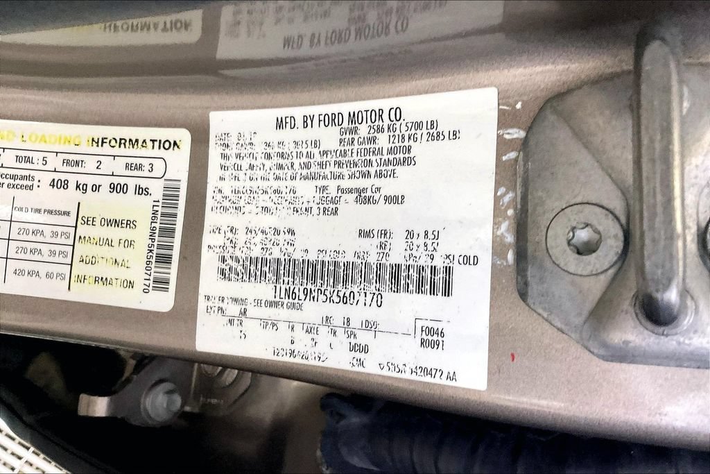 Used 2019 Lincoln Continental Reserve AWD/4WD image 43