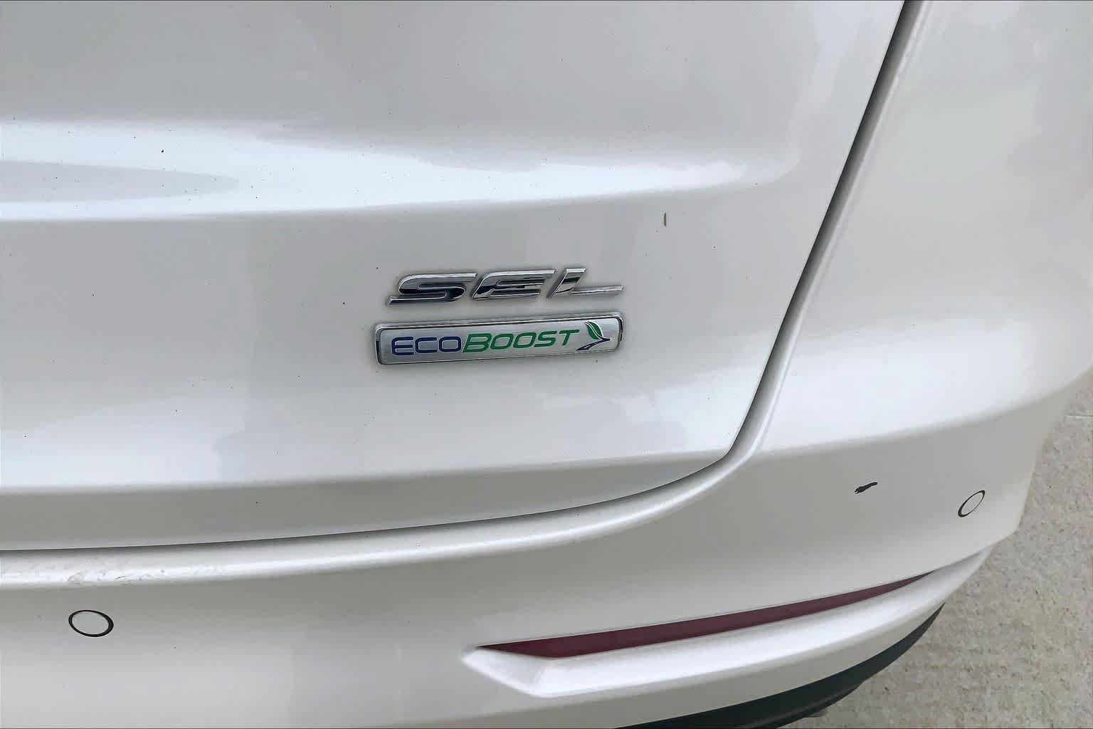 Used 2020 Ford Fusion SEL FWD image 10