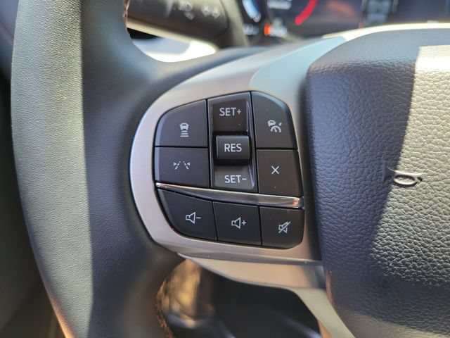 Used 2026 Ford Explorer Active w/ Active Comfort Package RWD image 5