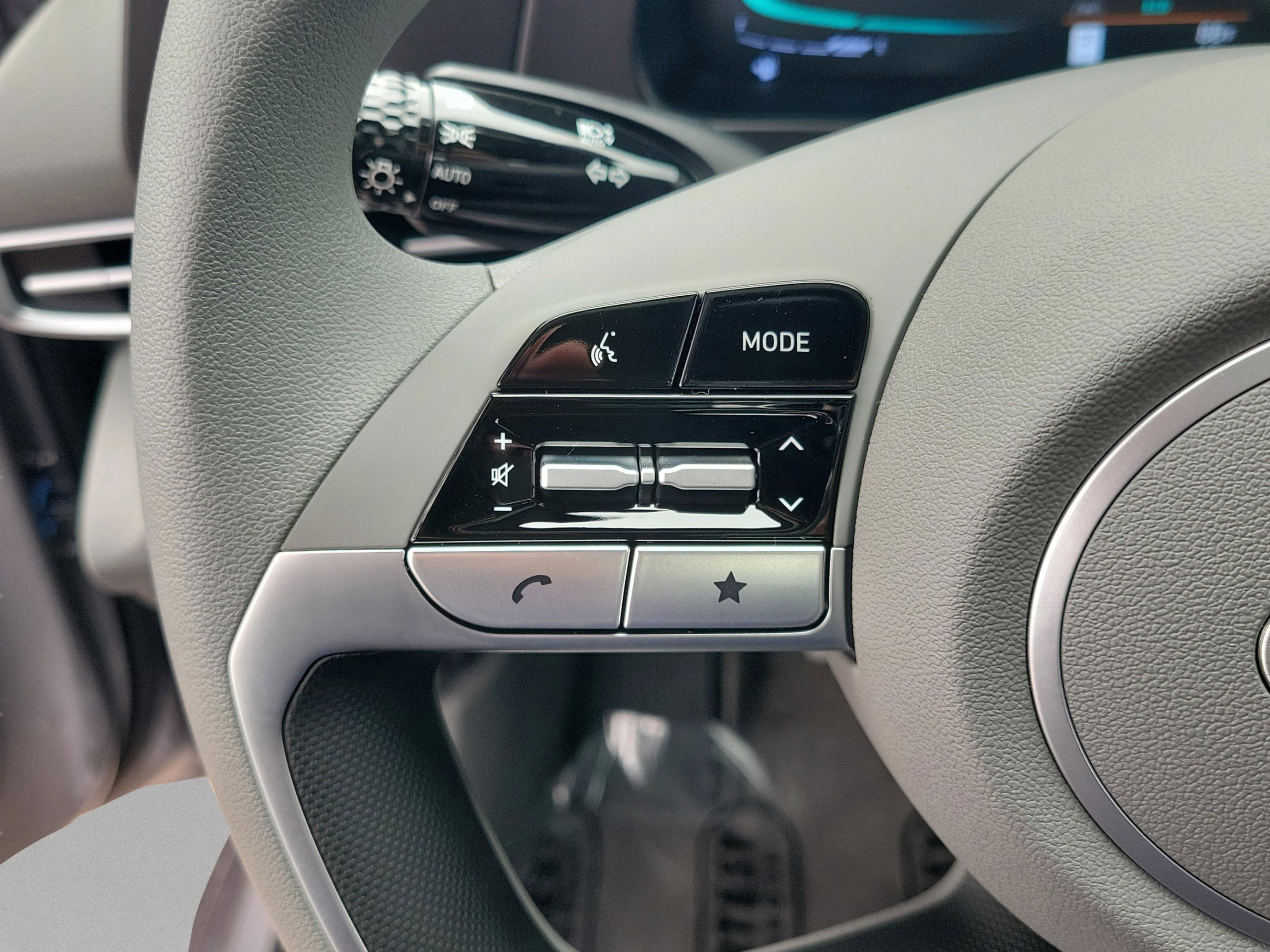 New 2025 Hyundai Elantra Blue image 20