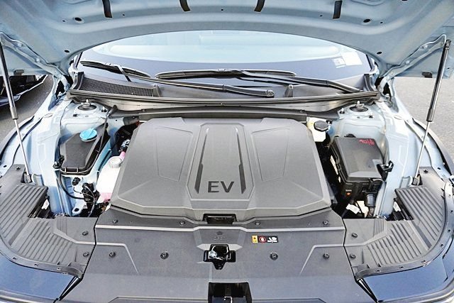 New 2027 Hyundai Ioniq 5 SEL RWD image 15
