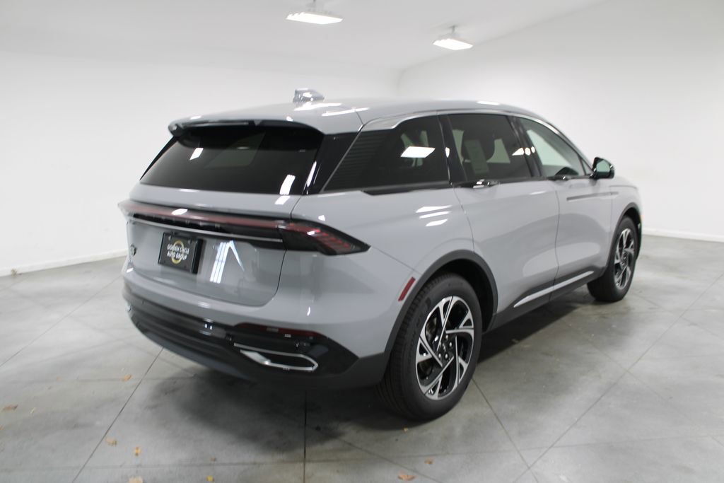 New 2026 Lincoln Nautilus Premier image 8