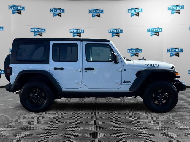 Used 2024 Jeep Wrangler Unlimited image 7
