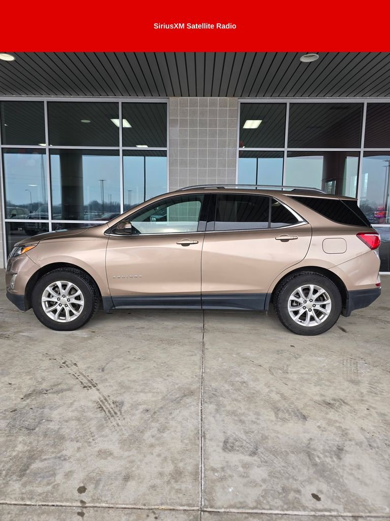 Used 2018 Chevrolet Equinox LT w/ Sun & Infotainment Package image 14