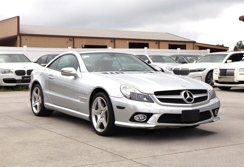Used 2011 Mercedes-Benz SL 550 image 17