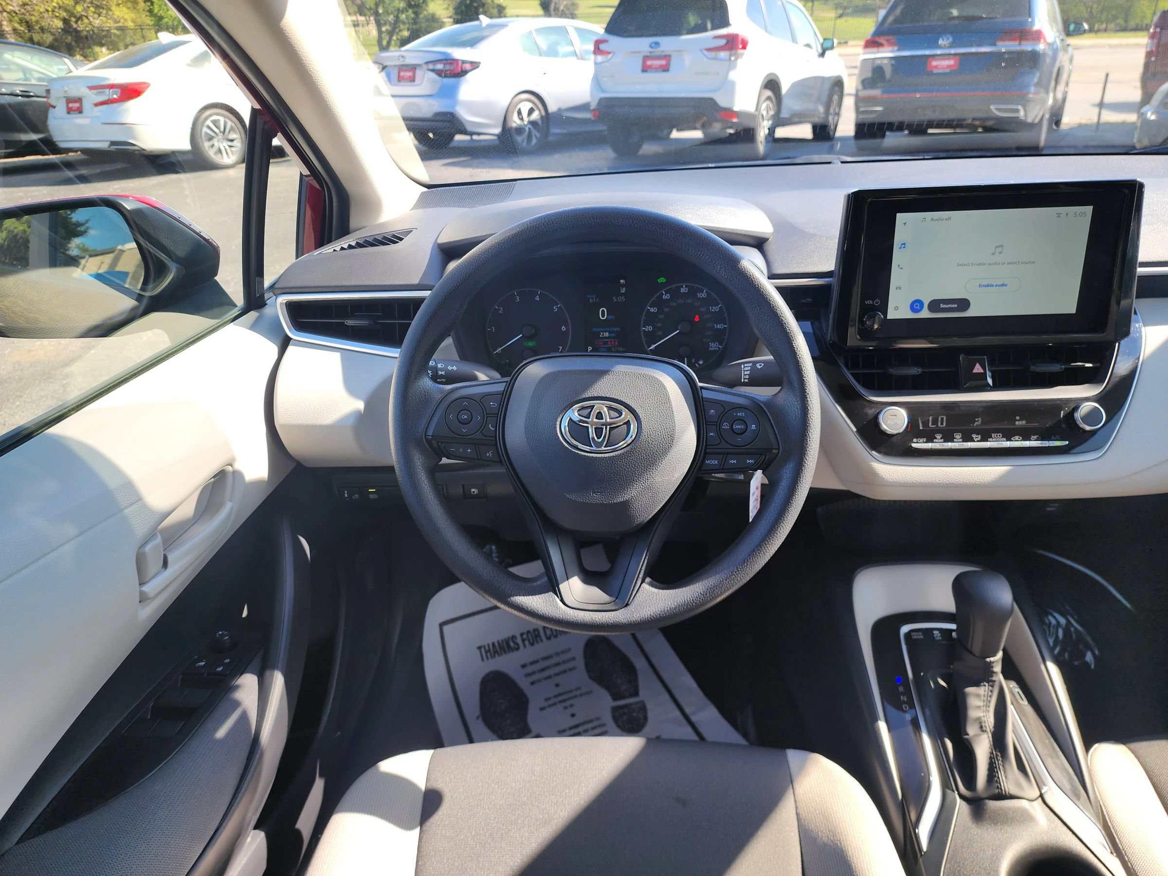 Used 2025 Toyota Corolla LE FWD image 10