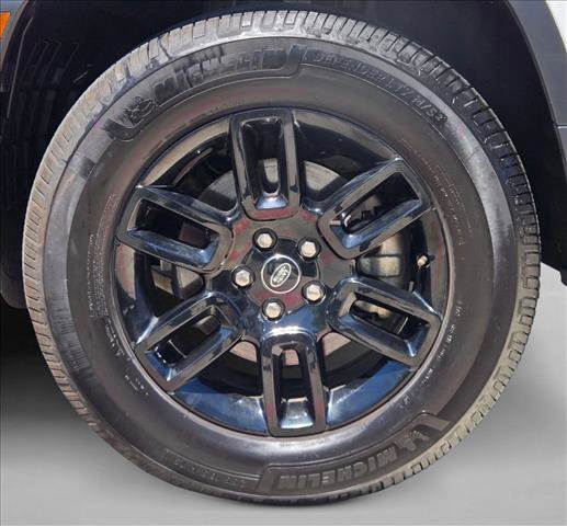 Used 2025 Land Rover Defender 110 S AWD/4WD image 24