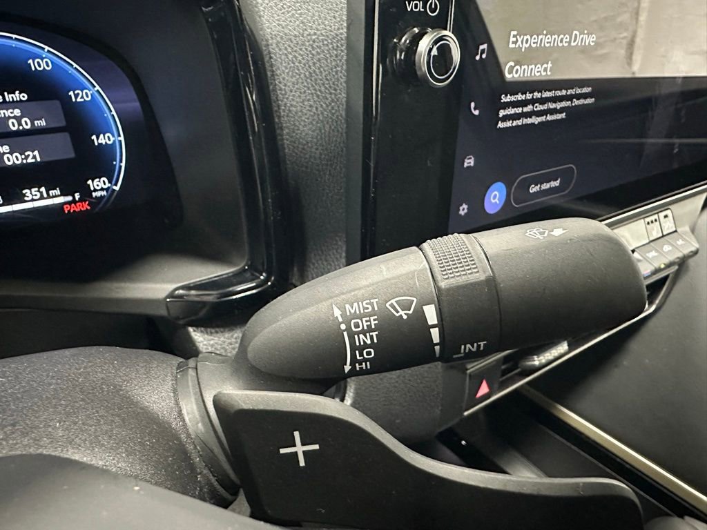 Used 2025 Toyota Camry XSE image 22