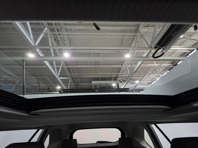 Used 2025 Toyota RAV4 XLE w/ Convenience Package AWD/4WD image 16