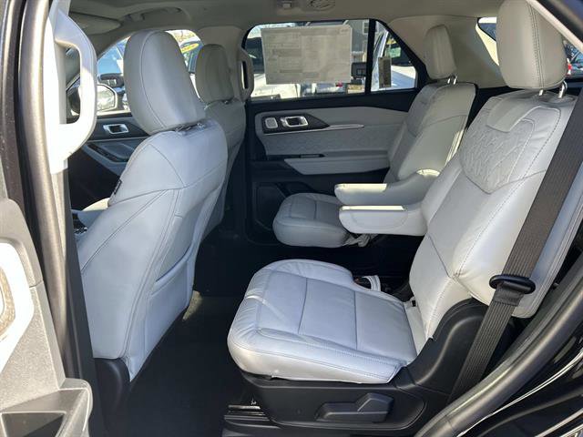 New 2026 Ford Explorer Platinum w/ LUX Leather Package image 4