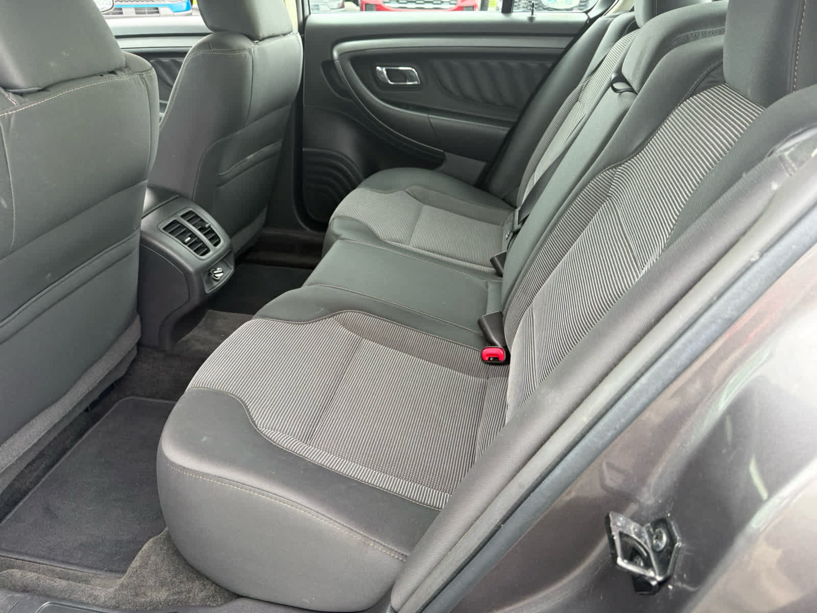 Used 2012 Ford Taurus SEL FWD image 5