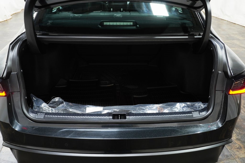 Used 2025 Lexus IS 300 w/ Premium Package image 6