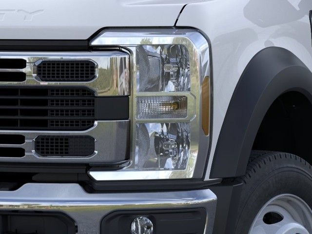 New 2026 Ford F450 XL w/ XL Chrome Package RWD image 18