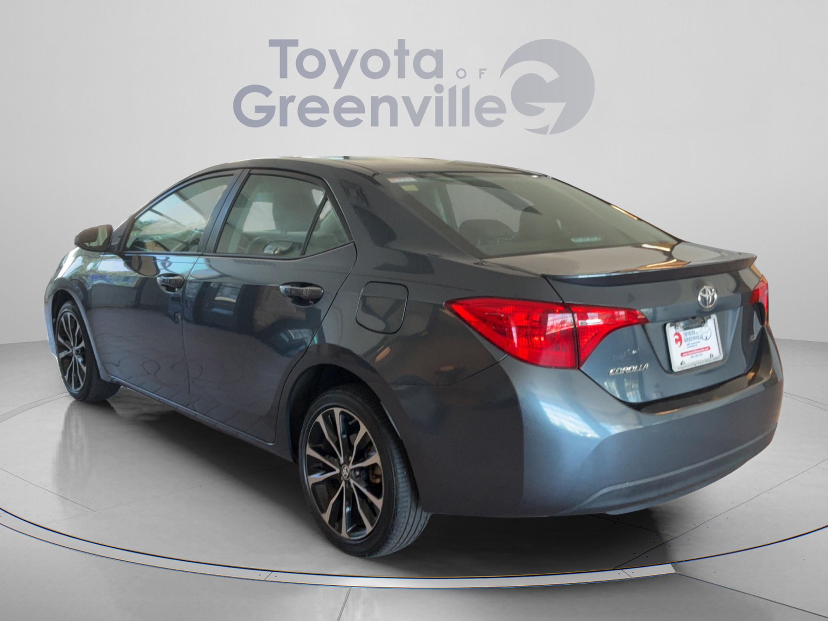 Used 2017 Toyota Corolla SE FWD image 4