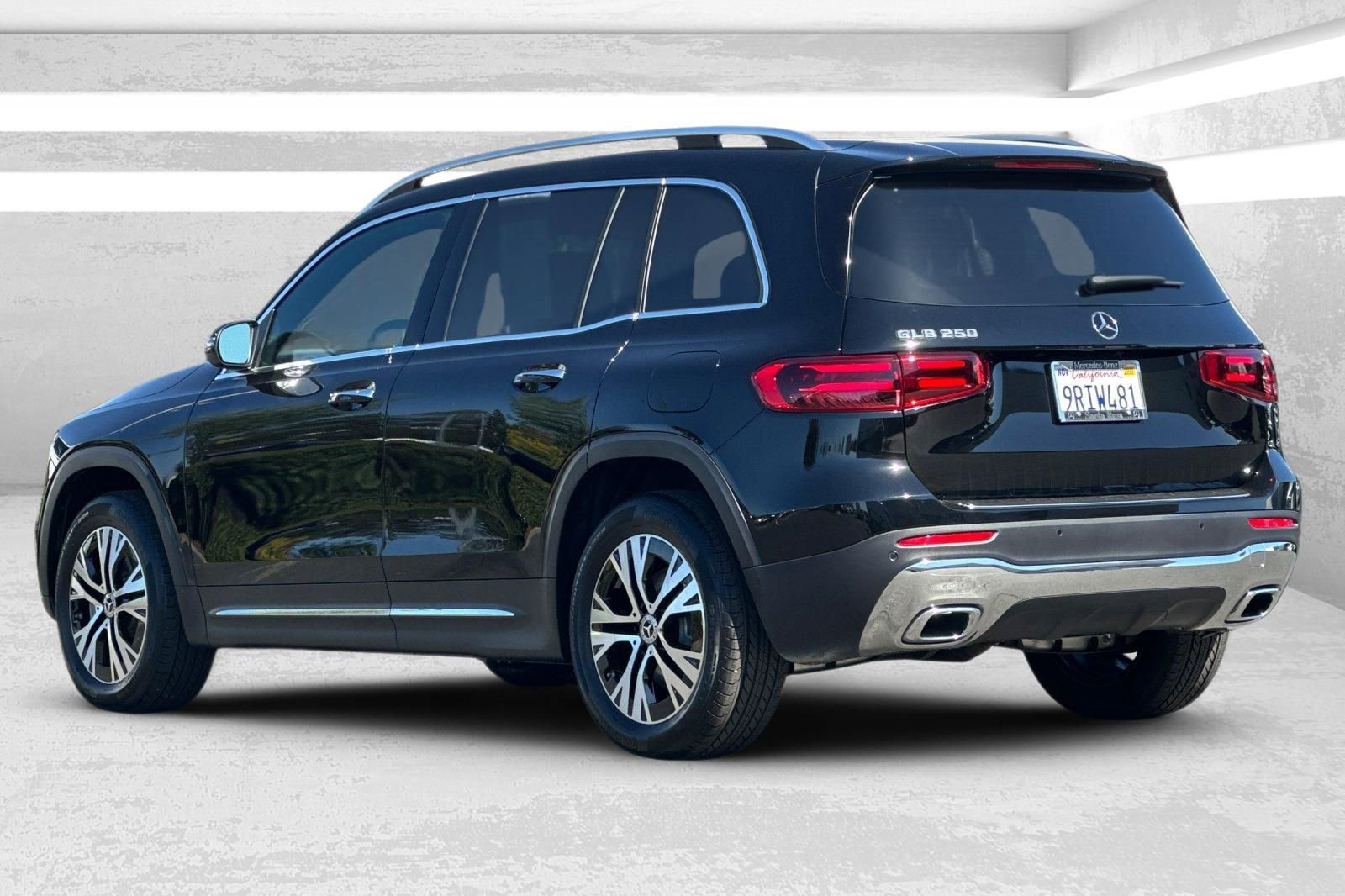 Certified 2024 Mercedes-Benz GLB 250 image 6