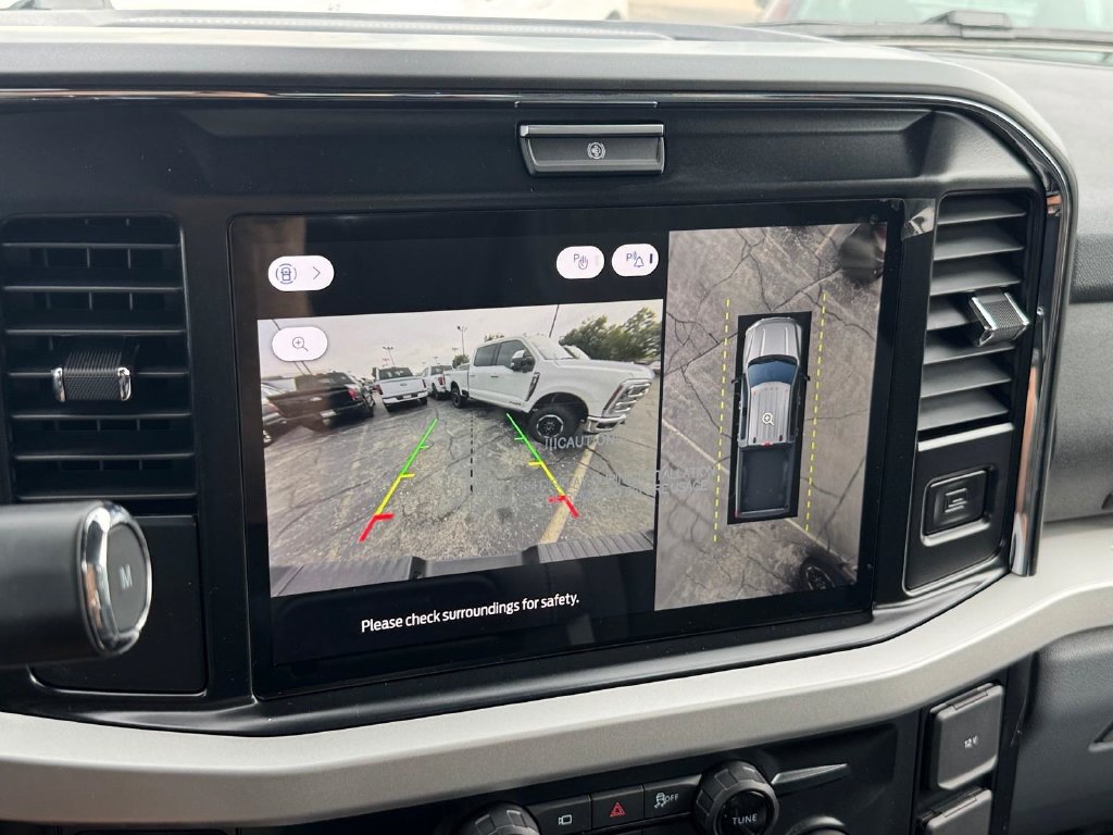 New 2026 Ford F350 XLT w/ XLT Premium Package AWD/4WD image 23