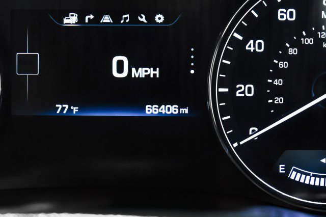 Used 2017 Genesis G80 3.8 image 18