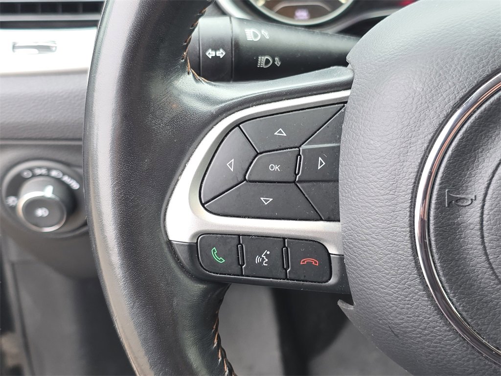 Used 2019 Jeep Compass Latitude image 24