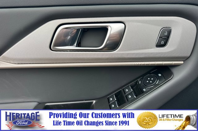 New 2026 Ford Explorer Active image 11